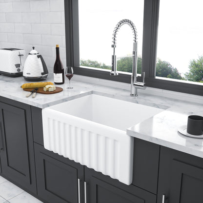 Apron Front Reversible Single Bowl Kitchen Sink & Grid And Strainer