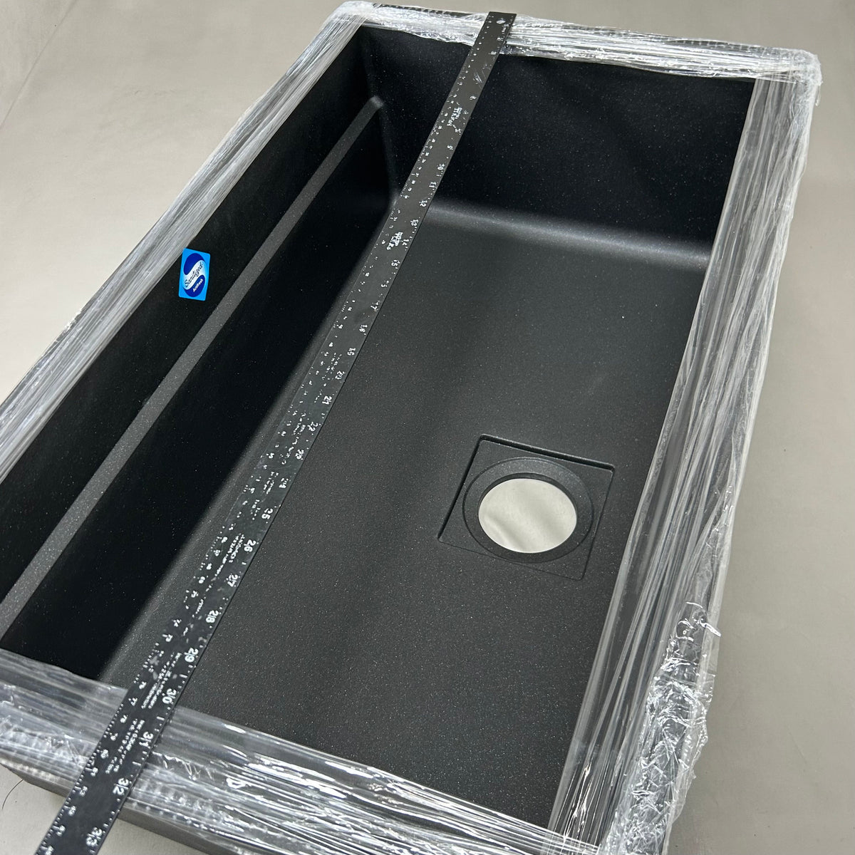 FRANKE UnderMount Single Basin Granite Kitchen Sink 32" Matte Black PKG110310NY (New Other- Distressed Packaging)