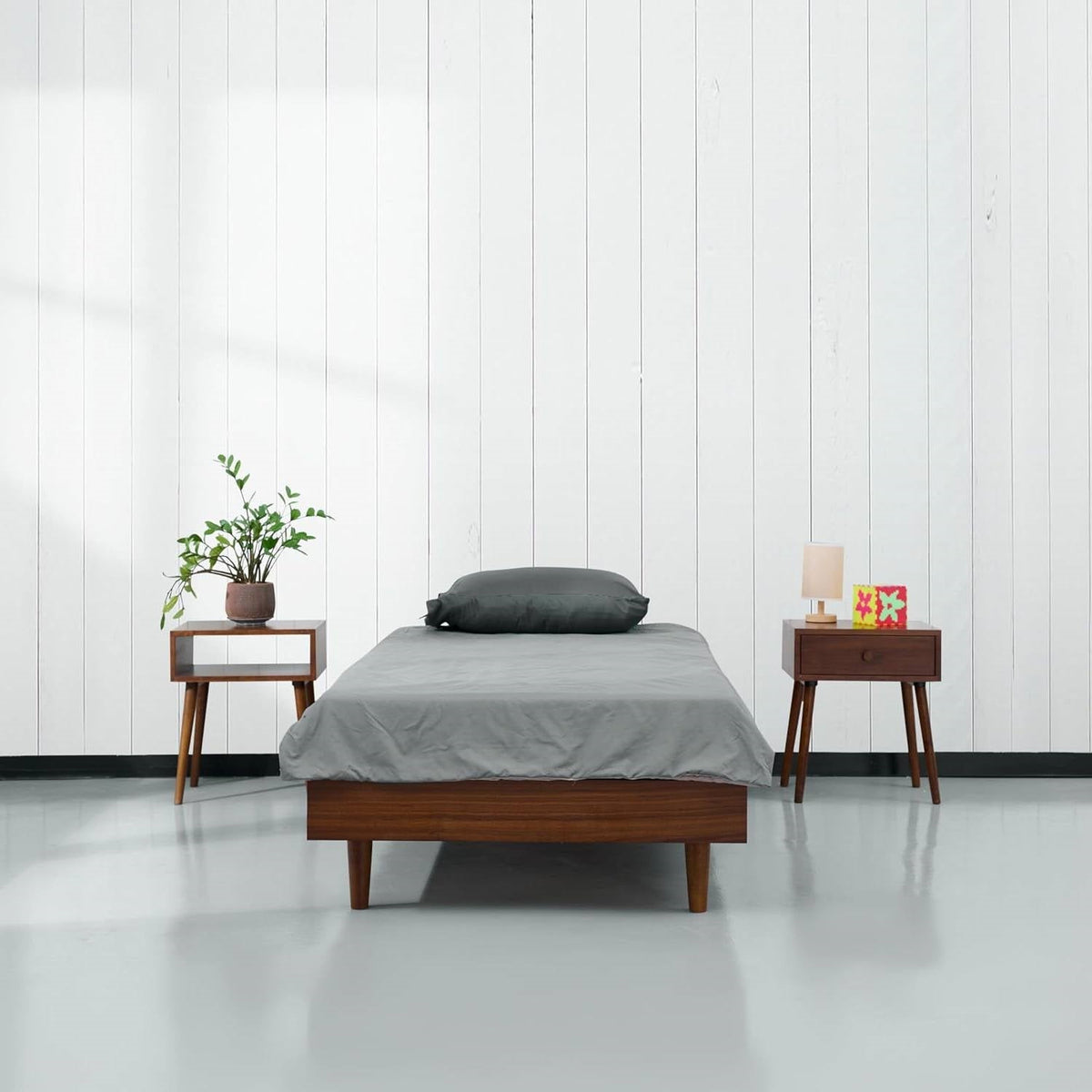 Twin size Mid-Century Modern Platform Bed Frame in Dark Brown Wood Finish