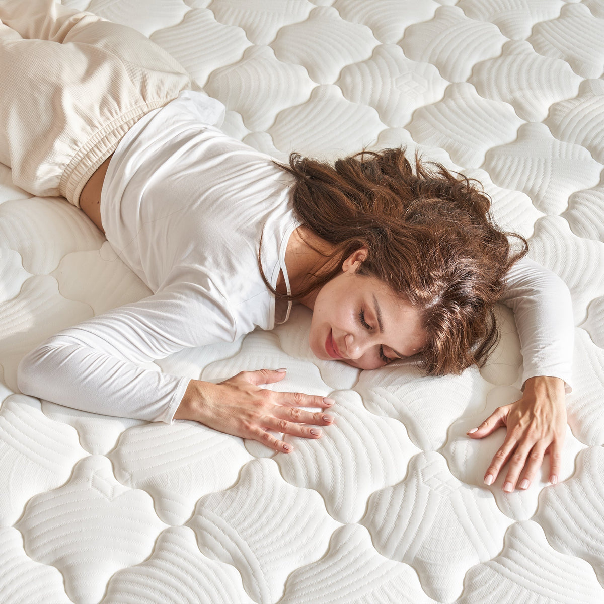 TM Home 12 Inch Hybrid Cooling Memory Foam Mattress